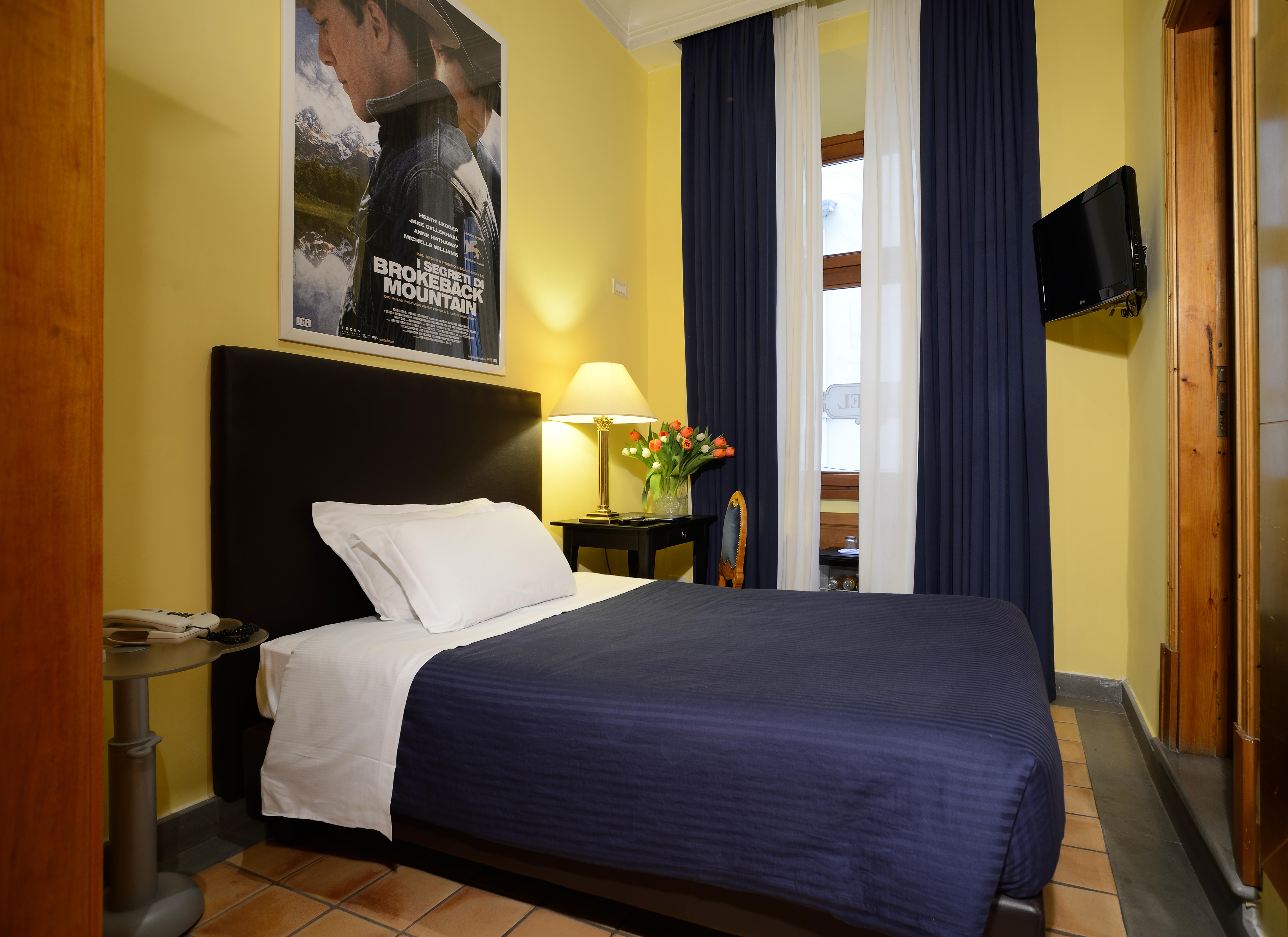 Cairoli 4* Rome