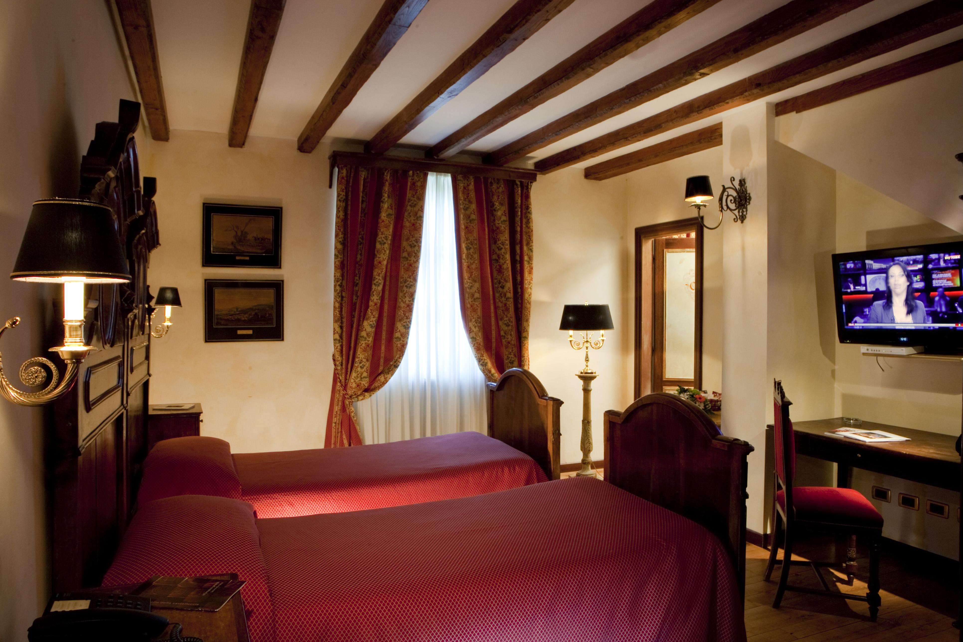 Castello Della Castelluccia 4* Rome