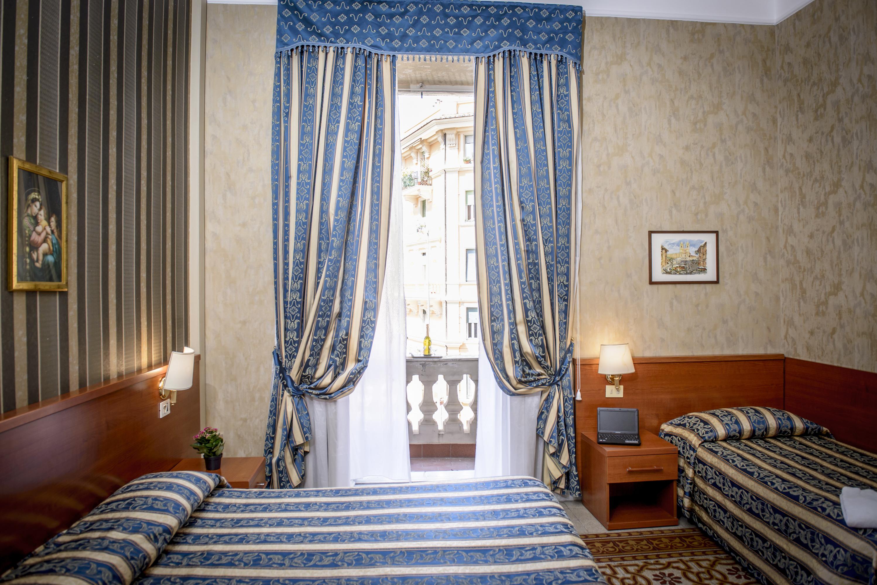 Hotel Emmaus Rome
