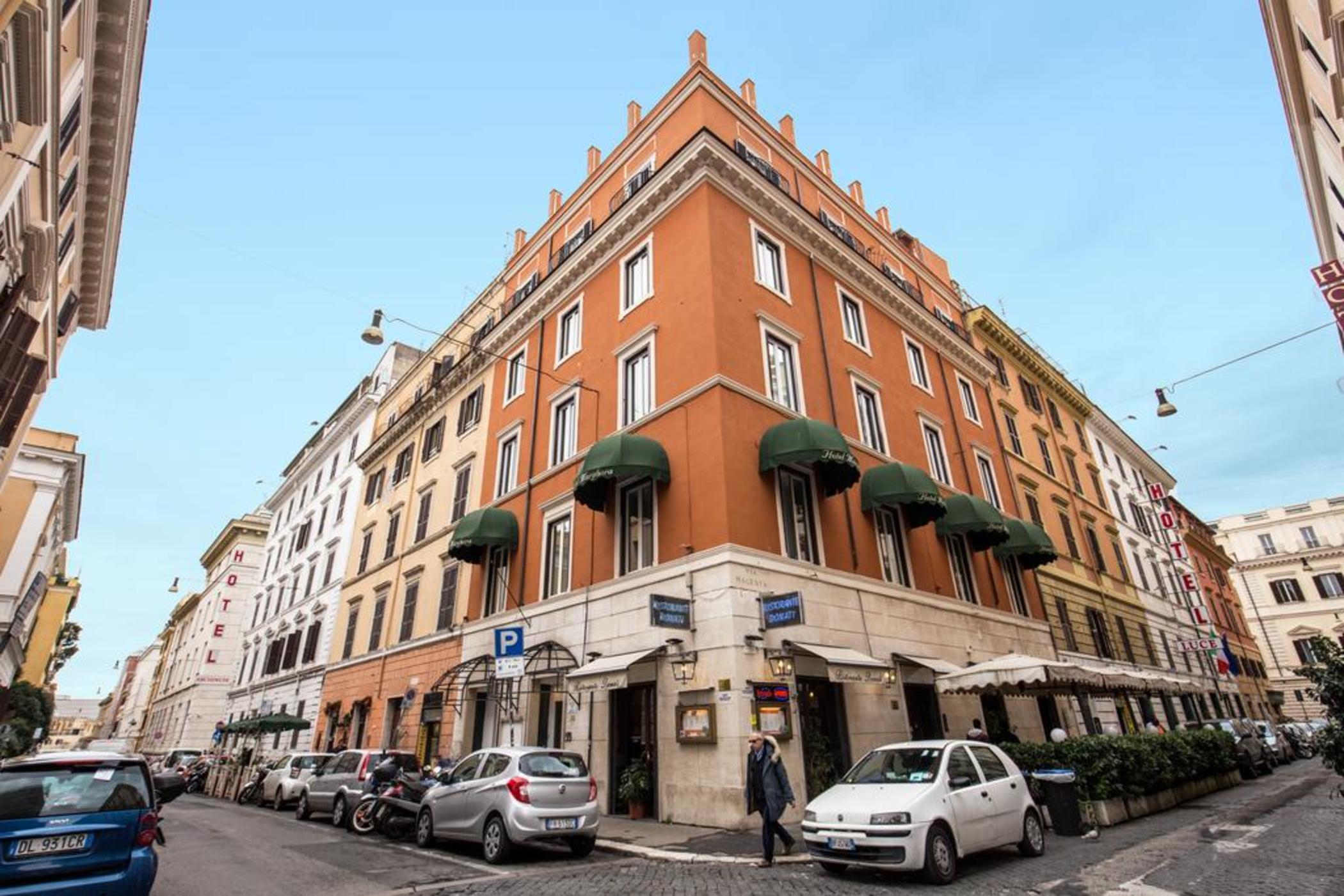 Hotel Tito Hotel