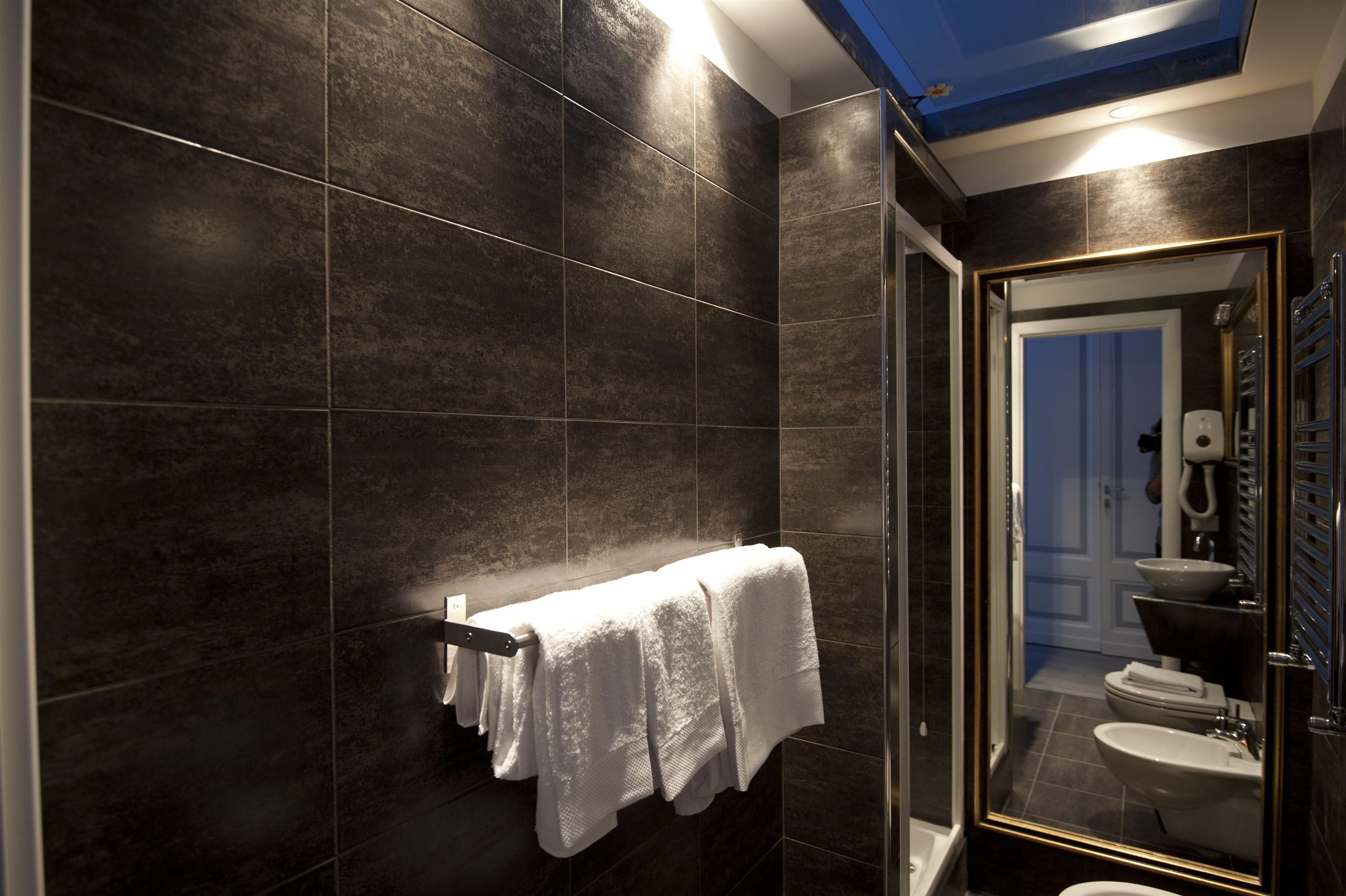 Luxury On The River 3*