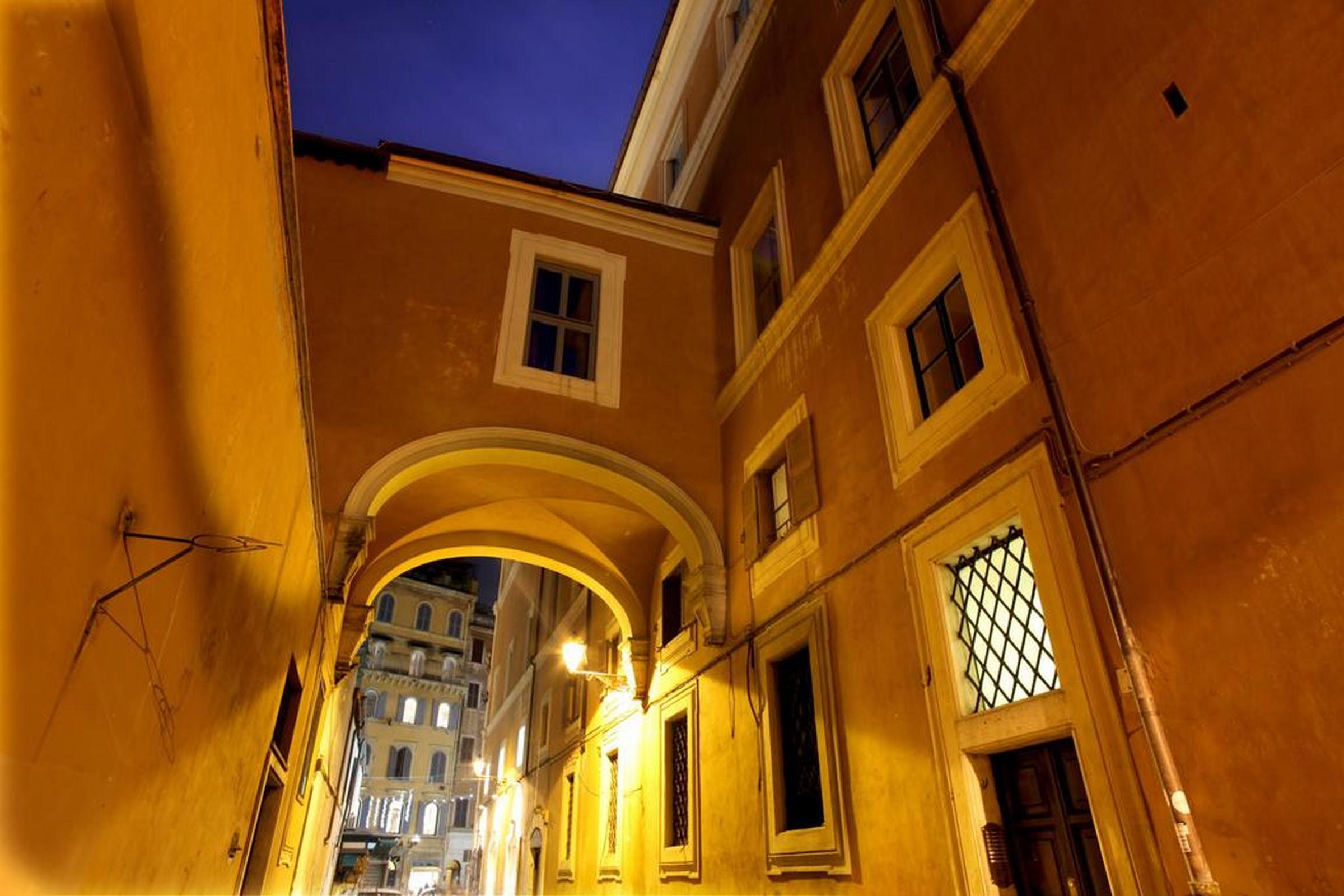 Vivaldi Luxury