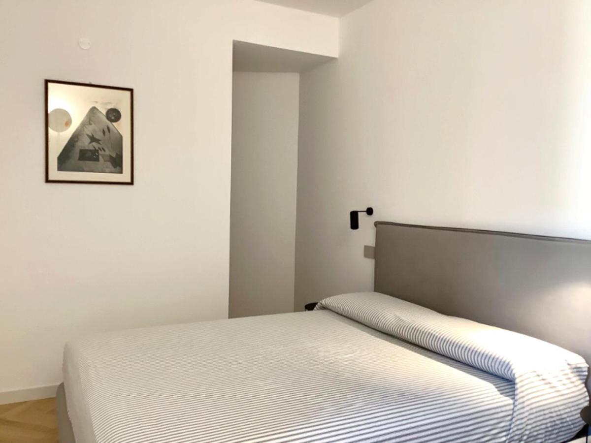 Appartamento Happy Domus - Rosso Corte Trastevere