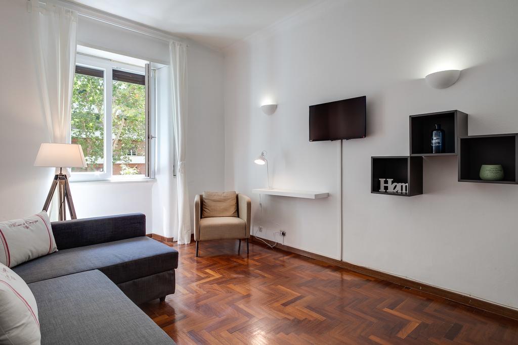 Apartment Romefinestay Mirabello