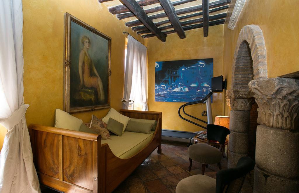 Apartment The Trastevere Painter Penthouse *
