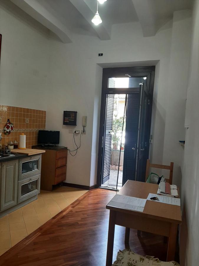 Privato Accanto Studi Televisivi Rome