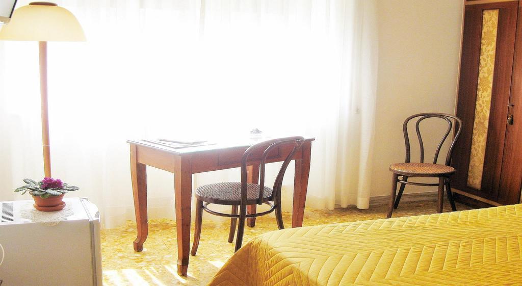 Romulus Rex Guest house