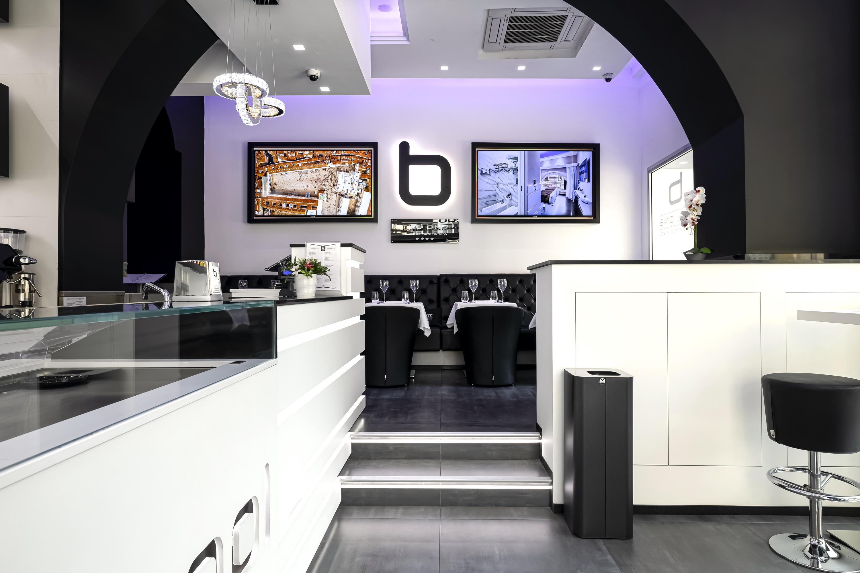 The One Boutique & (adults Only) 4* Roma