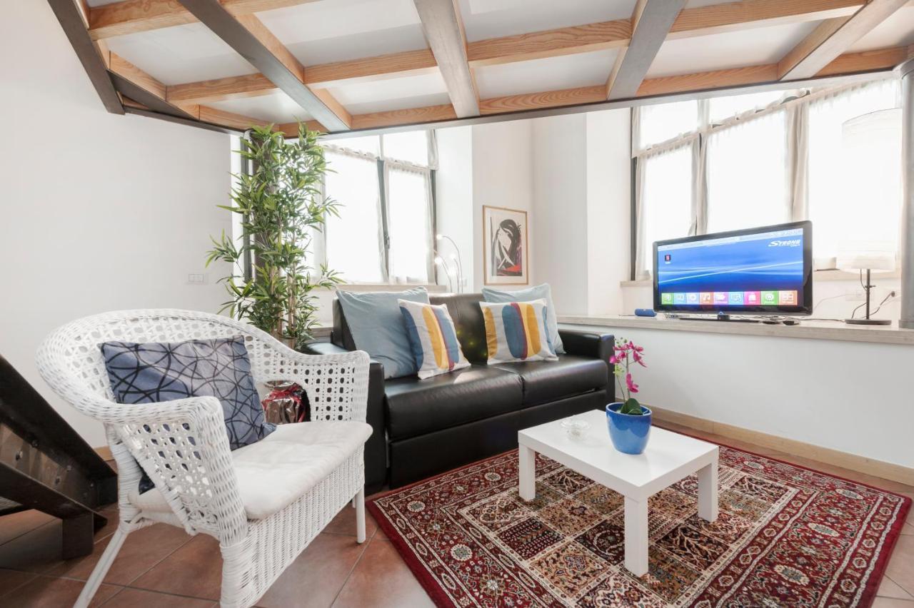Appartamento Inviting 3-bed In 4mins To Colosseo Roma