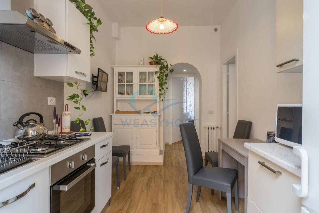 Refined Cozy Nest In Vatican Appartamento