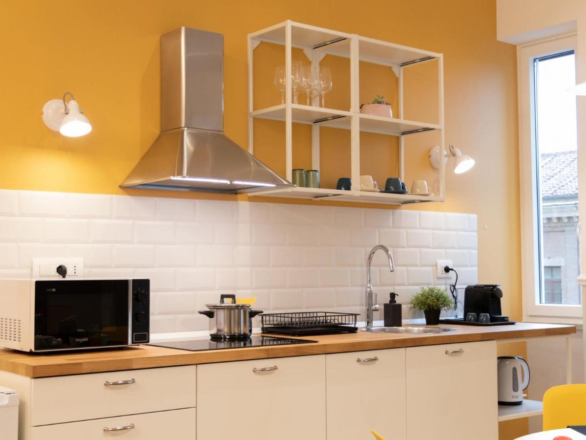 Apartment The Rent - Colorful One-bedroom In San Giovanni District *
