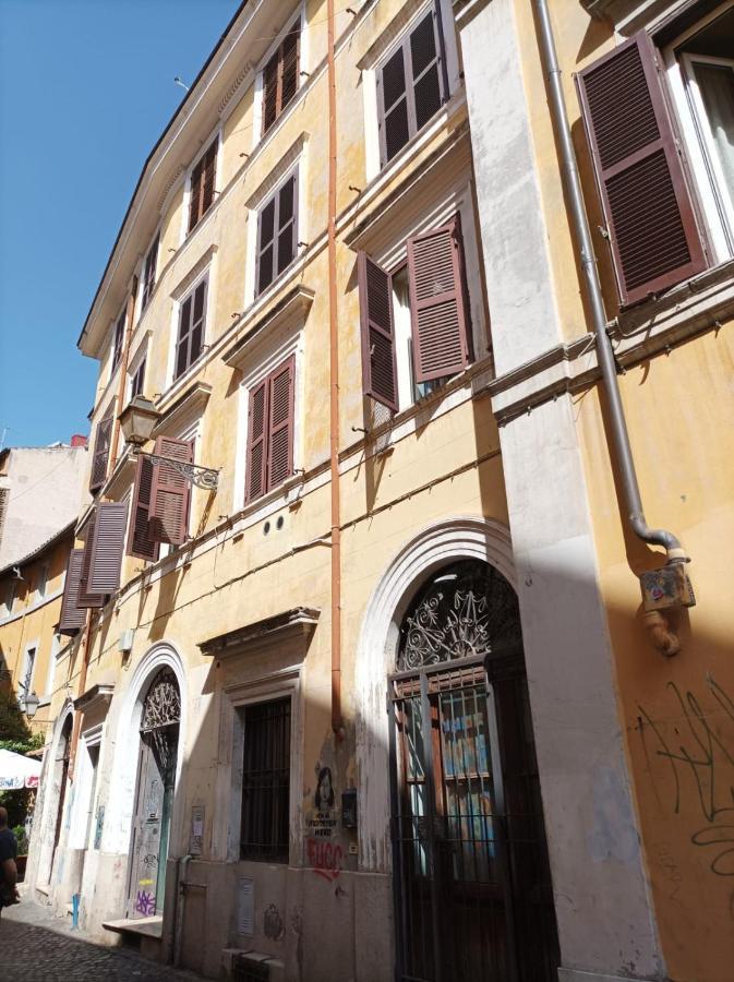 Two-room Larocca-trastevere * Rome