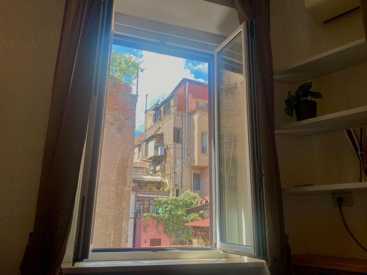 Two-room Larocca-trastevere * Rome