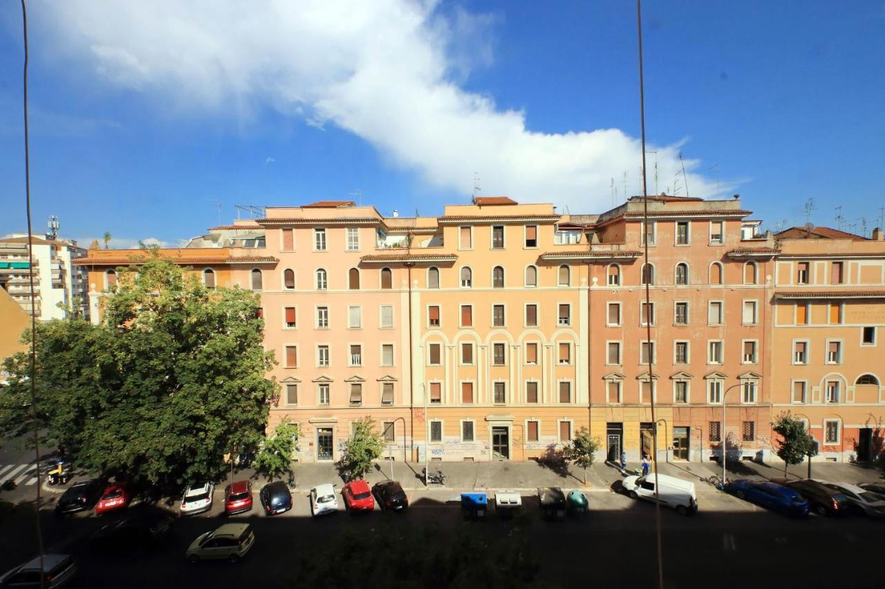 Apartment Ettore Rolli In Trastevere By Halldis