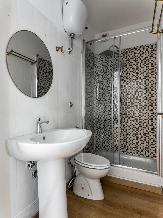 Lux Me - Jacuzzi&suites Trastevere *