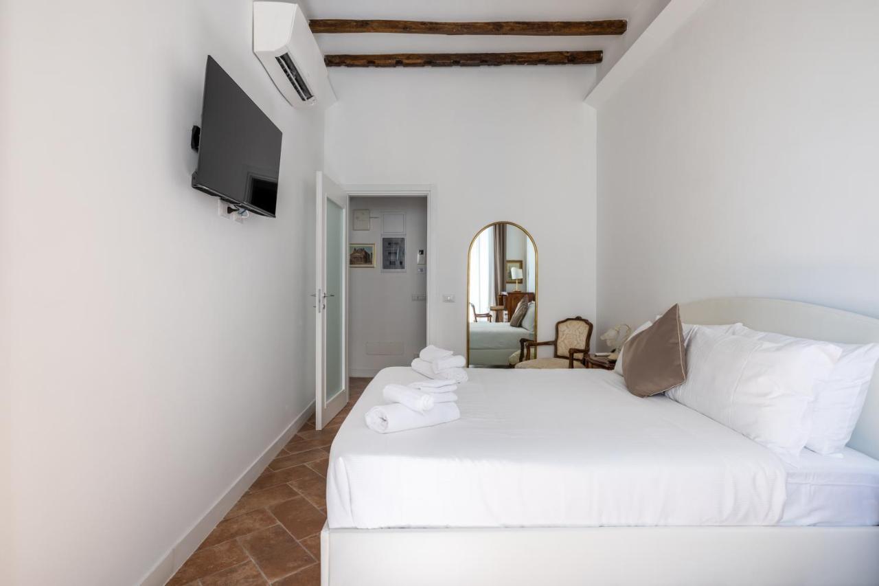 Apartment Pantheon House By Varental Rome