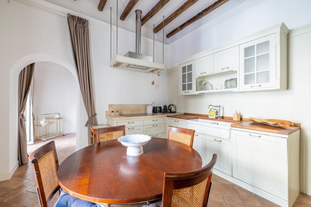 Pantheon House By Varental Rome