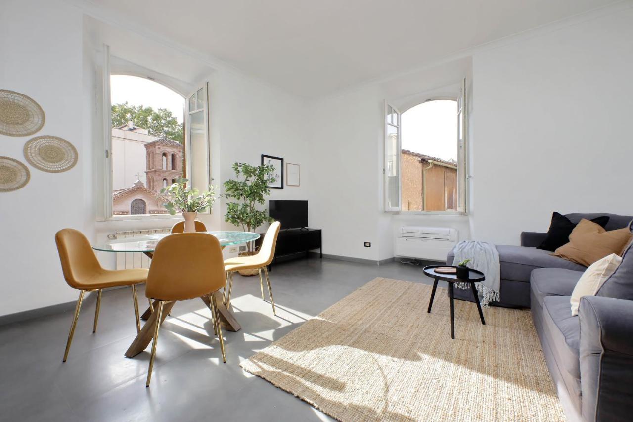 Apartment Tiberina Rome