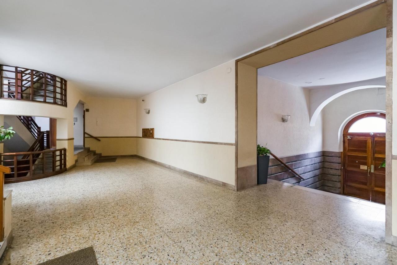 Bdc - Prestige 3bdr 3bath In Monti District Apartment Rome