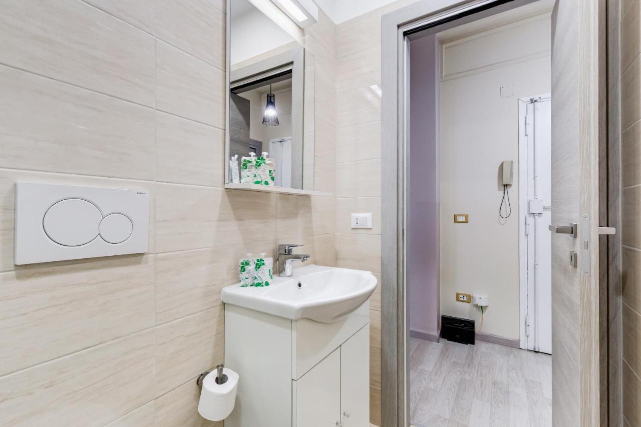 Bdc - Prestige 3bdr 3bath In Monti District * Rome