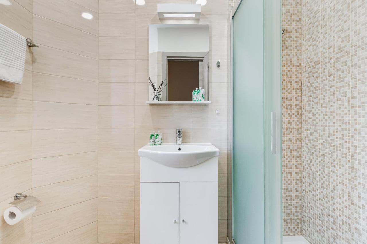 Bdc - Prestige 3bdr 3bath In Monti District Apartment *