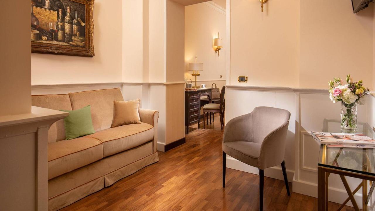 Del Corso 3* Rome