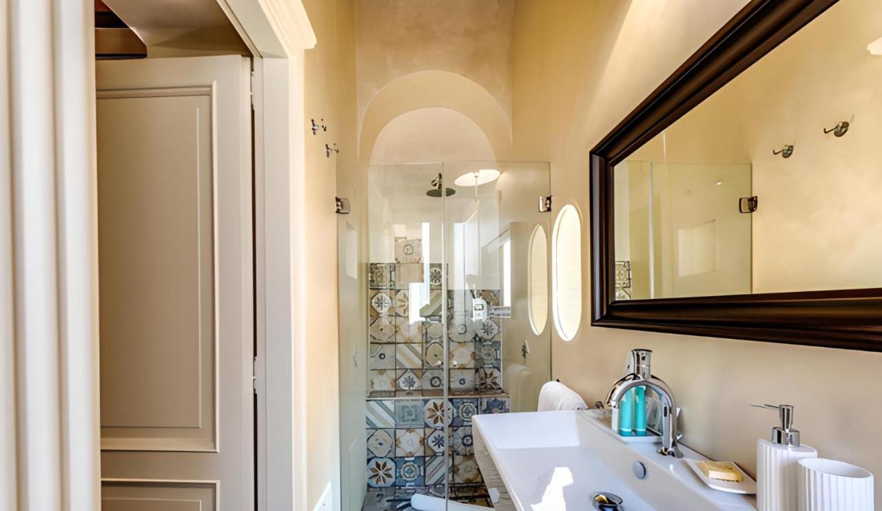 Spanish Steps - Boutique Apartment *
