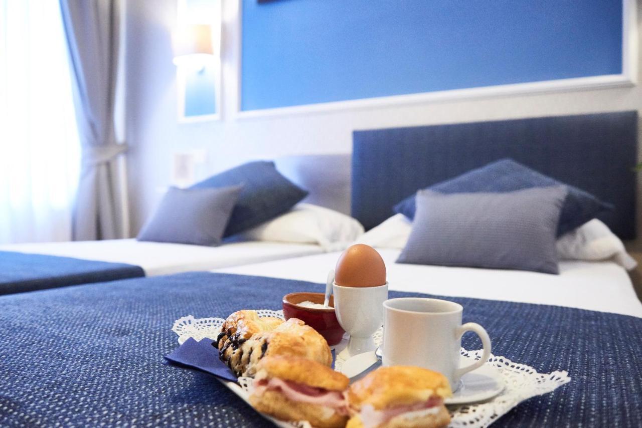 Bed & Breakfast Domus Cavour 3*