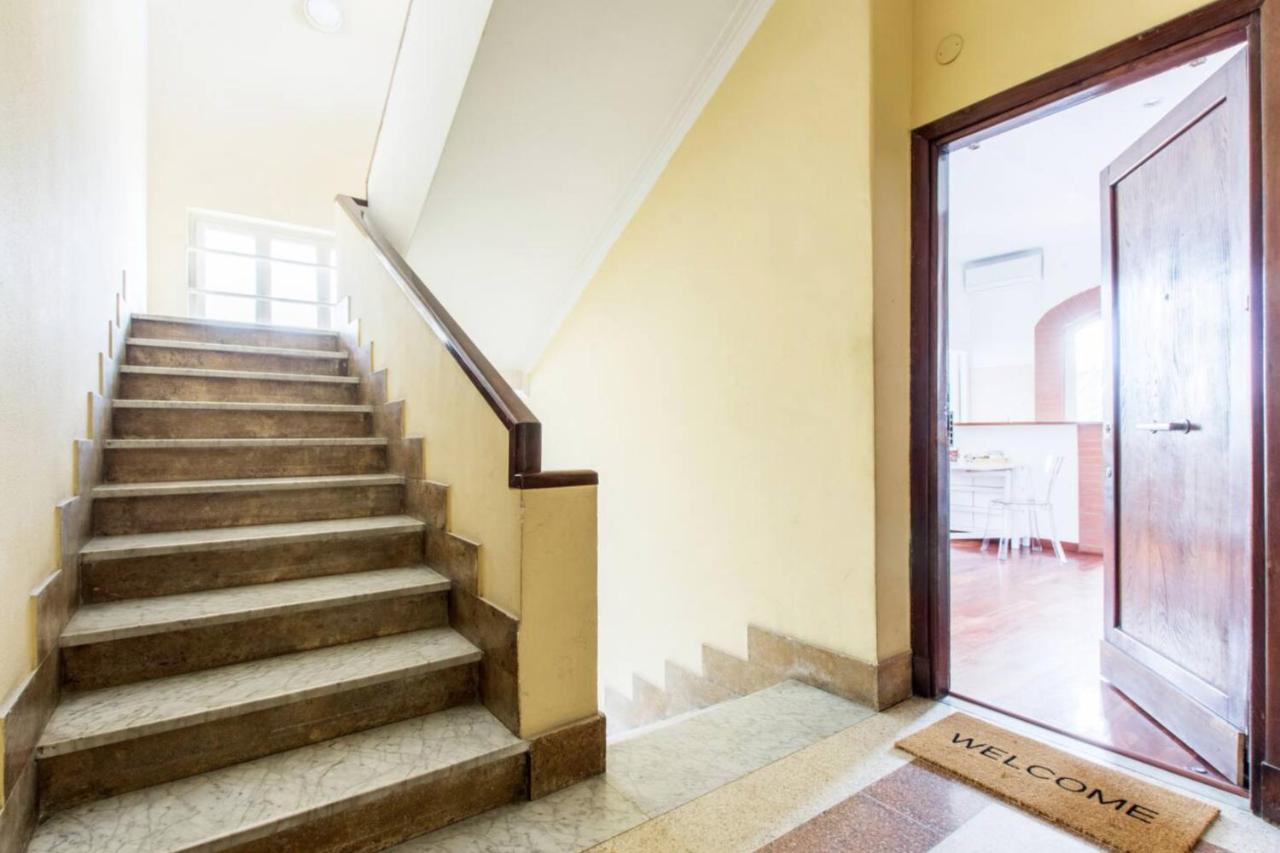 Welcome Dhome - Cozy Penthouse With St. Peter View Apartment