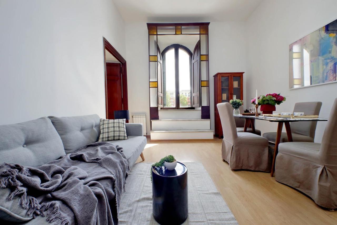 Appartamento Cavour 2 Bedrooms *