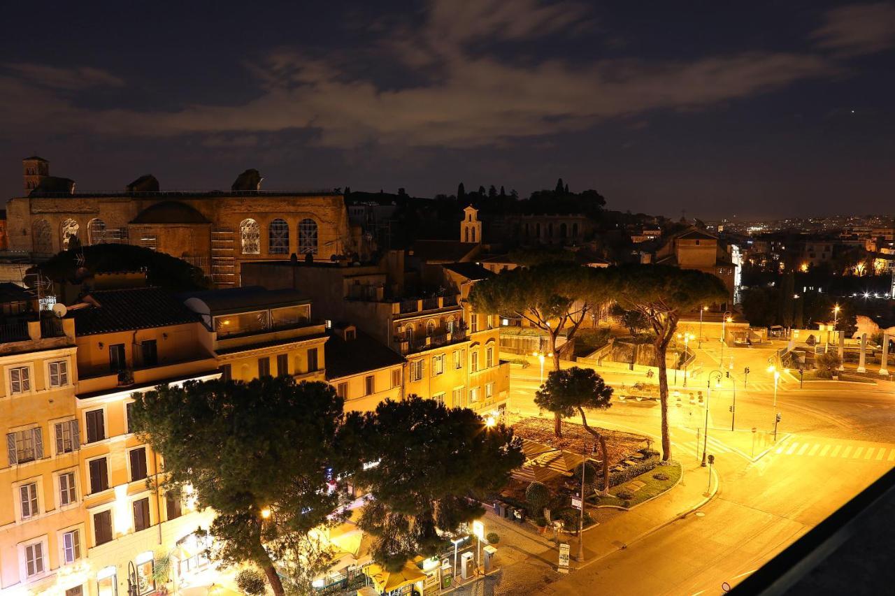 Apartment Maxima: Amazing View Of The Roman Forum