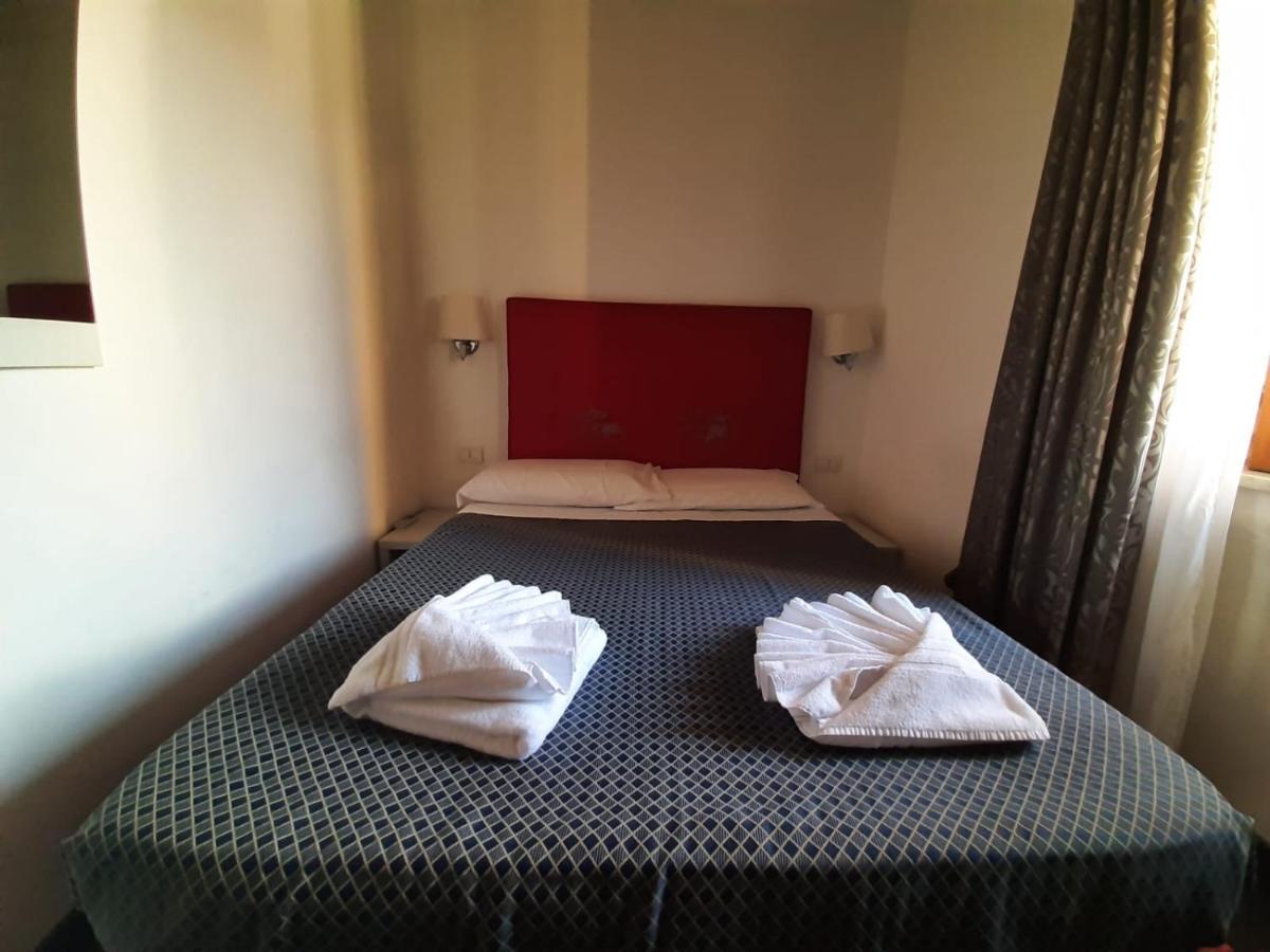Laterani Dfm Guest house Rome