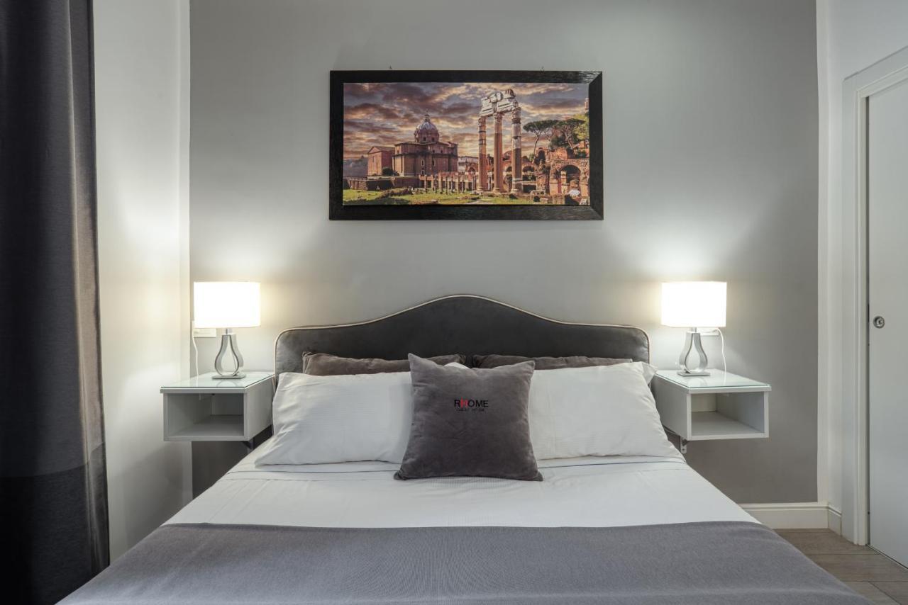 Rhome Guest house *