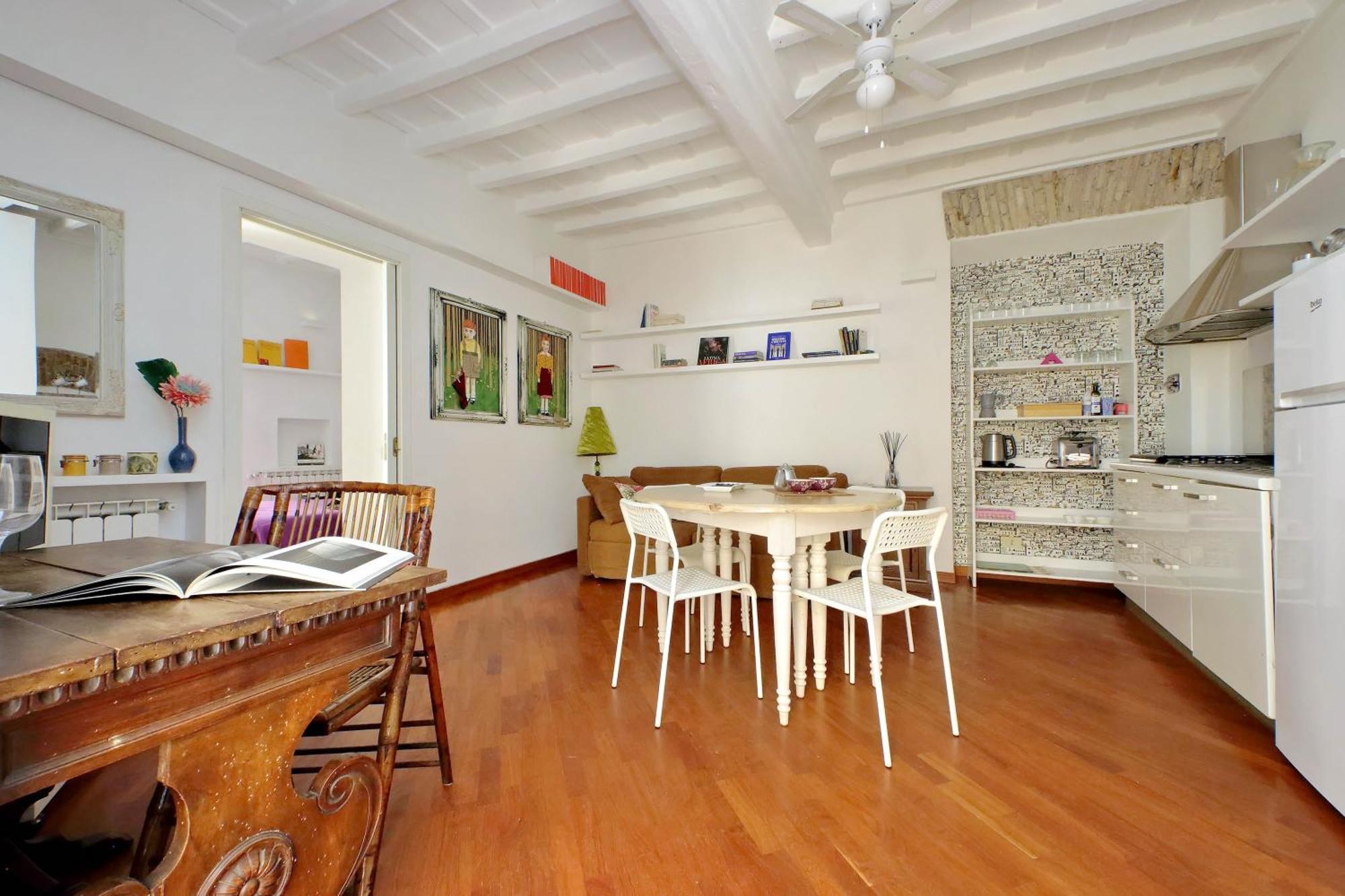 Cappellari Apartment *