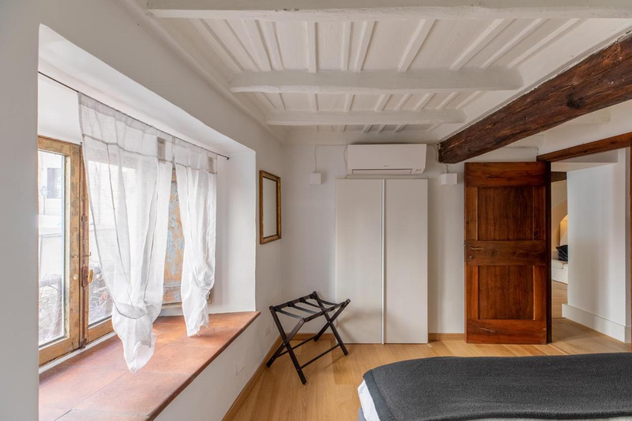 Iflat Elegant In Historical Building * Rome