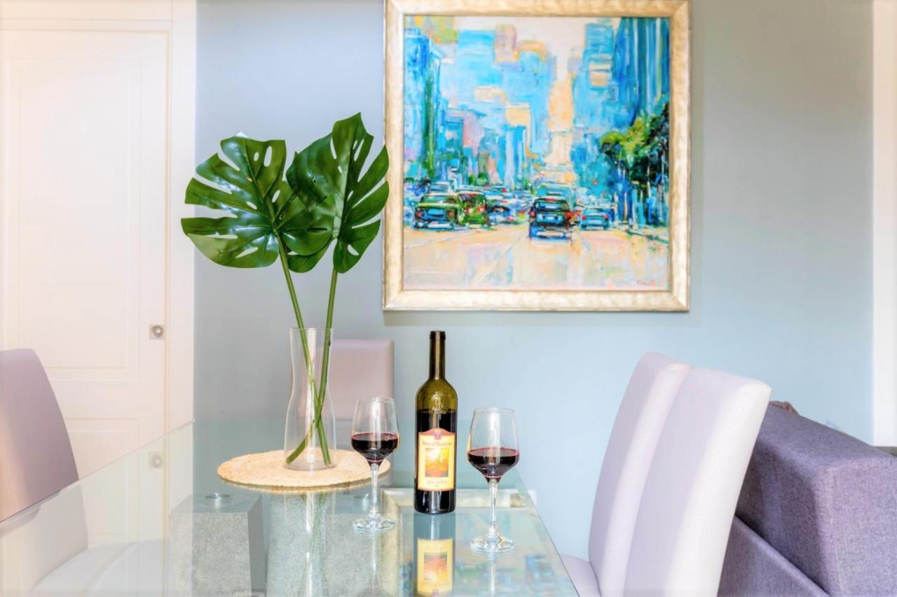 Apartment Hostly - Art & Color Midtown - 3br 2ba Rome