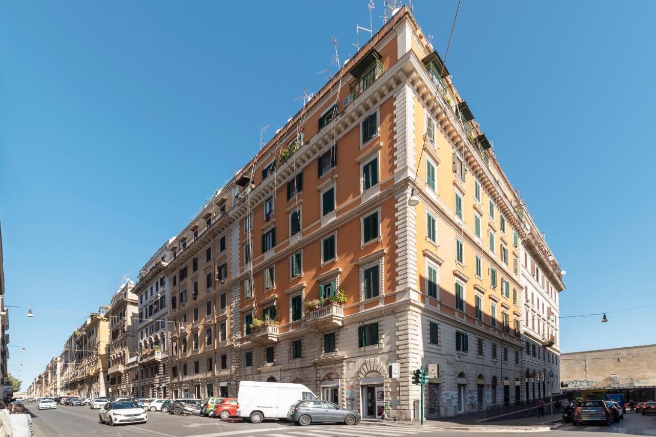 Blu Novecento Apartment *