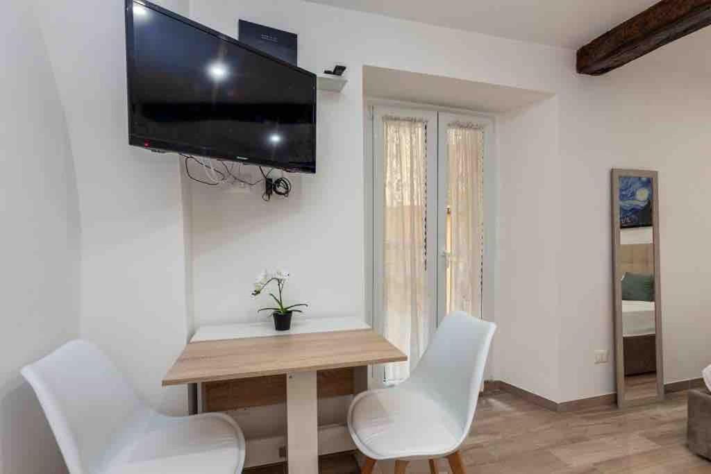 Spanish Steps Loft Holiday home *