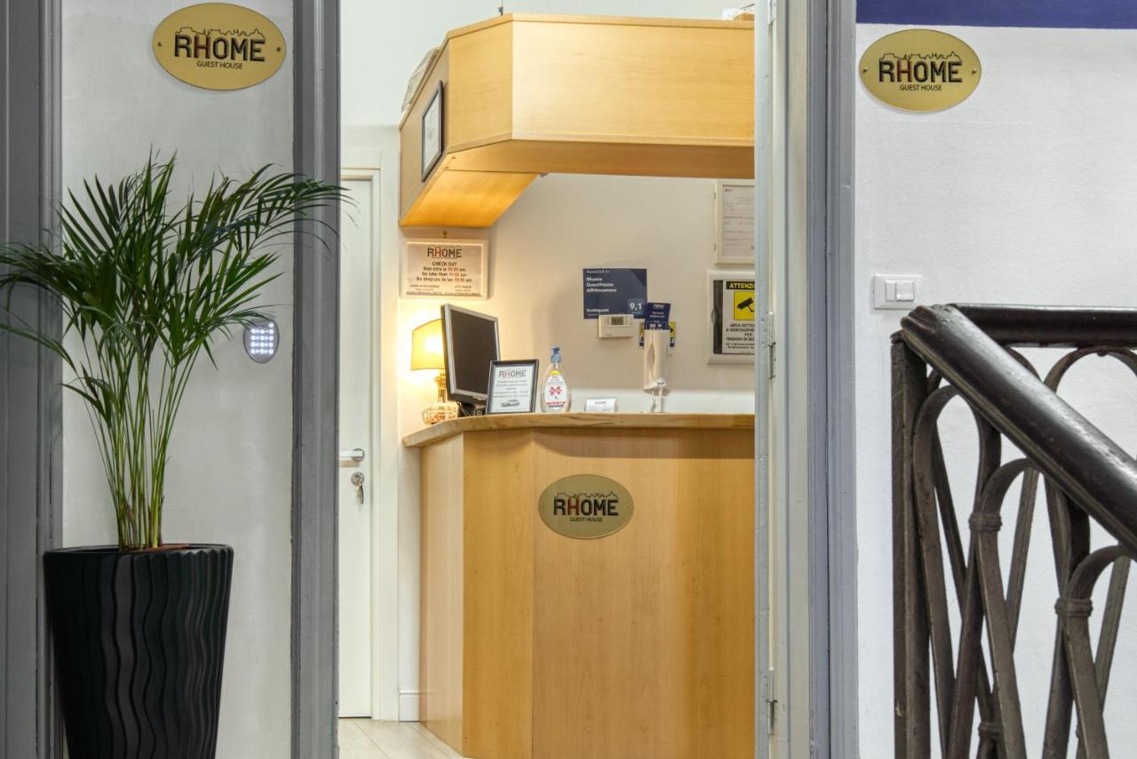 Rhome Guest house *
