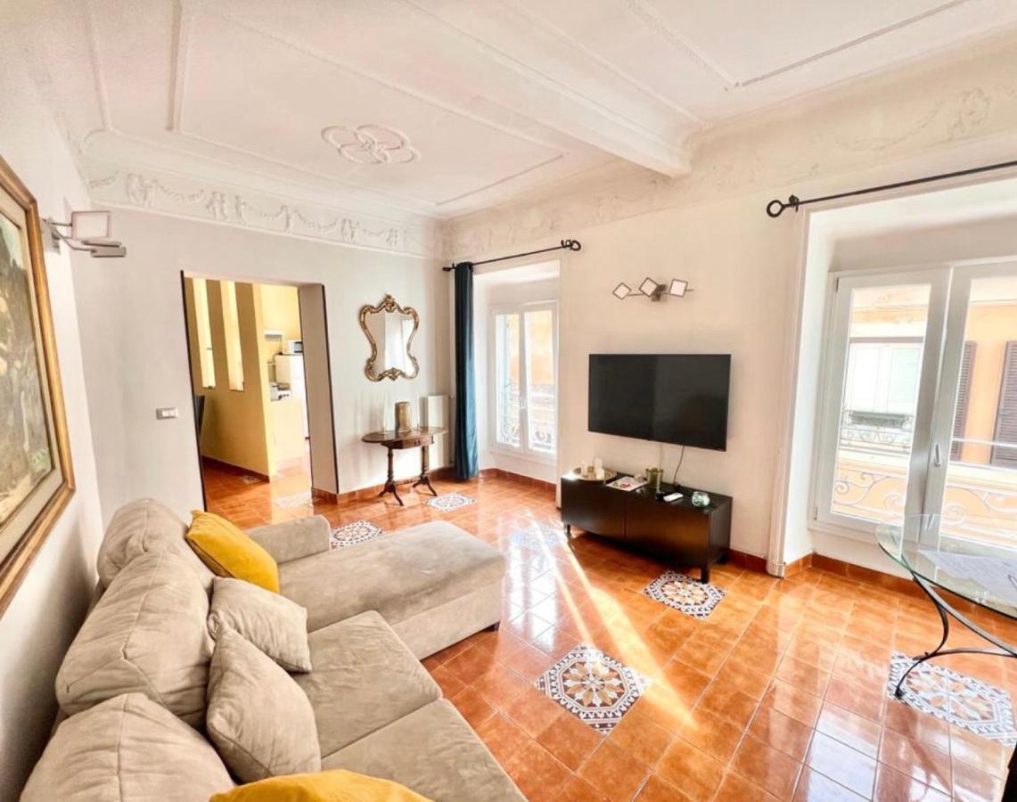 Luce Al Pantheon Apartment Rome