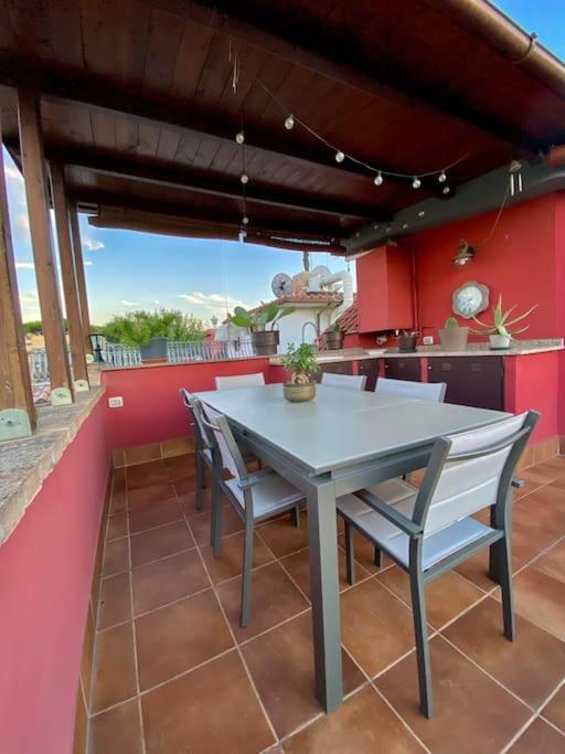 Industrial Loft Nella Periferia Di