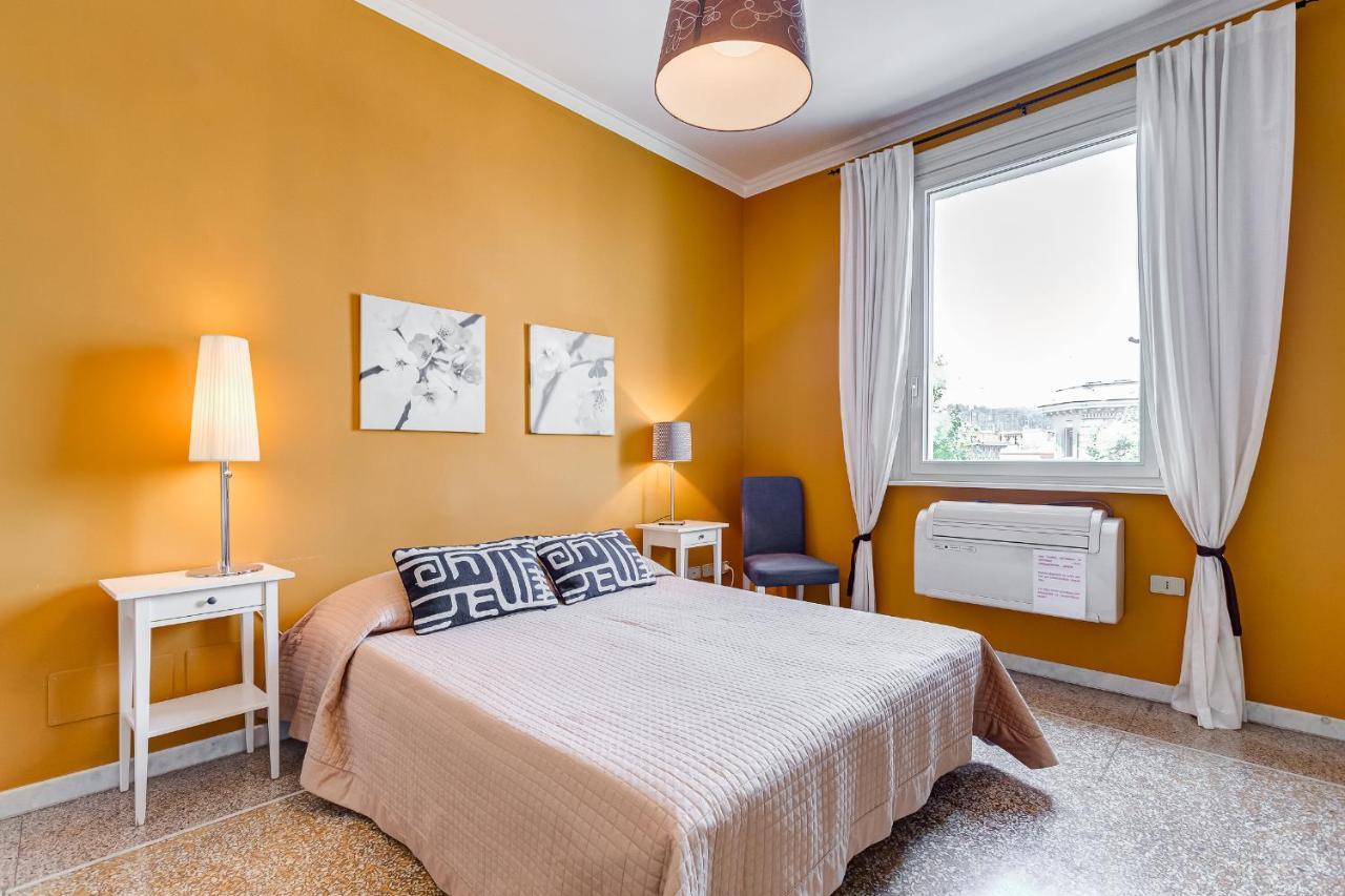 San Pietro 3 E Bagno In Camera Apartment Rome