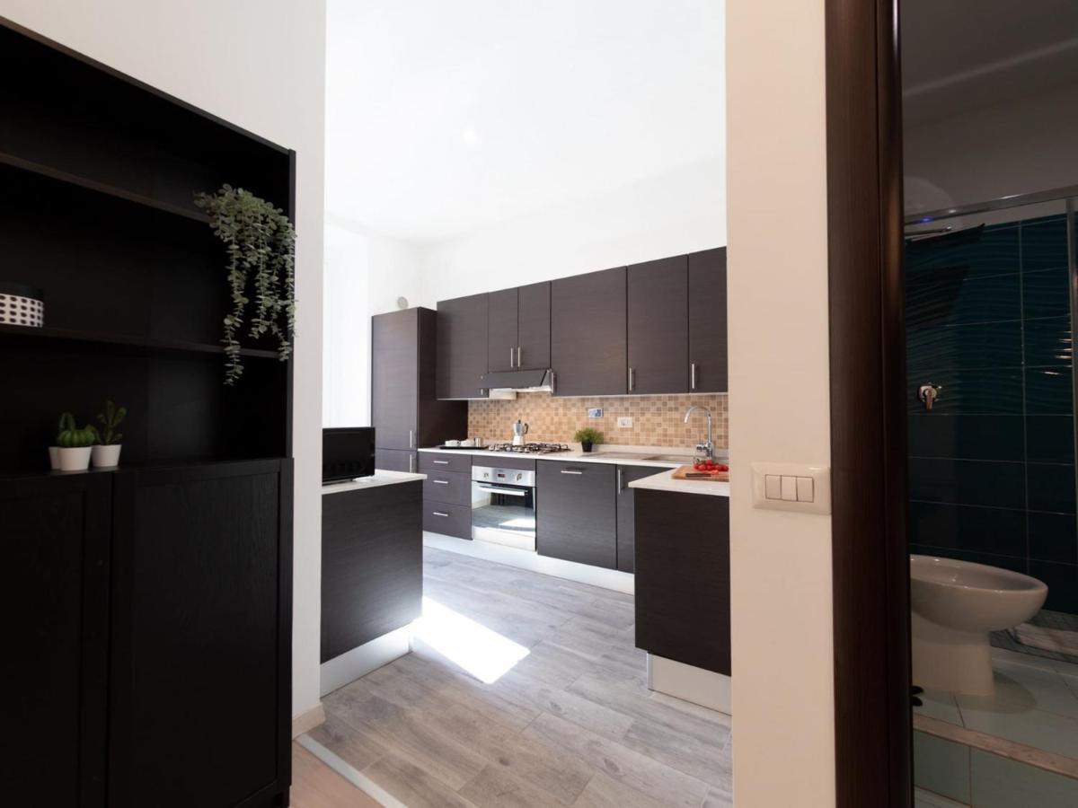 The Rent - Spacious Near Termini Station * Rome