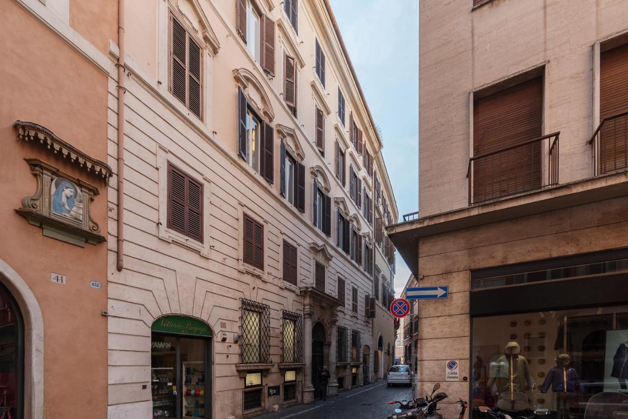 Montecitorio And Via Condotti Apartment *