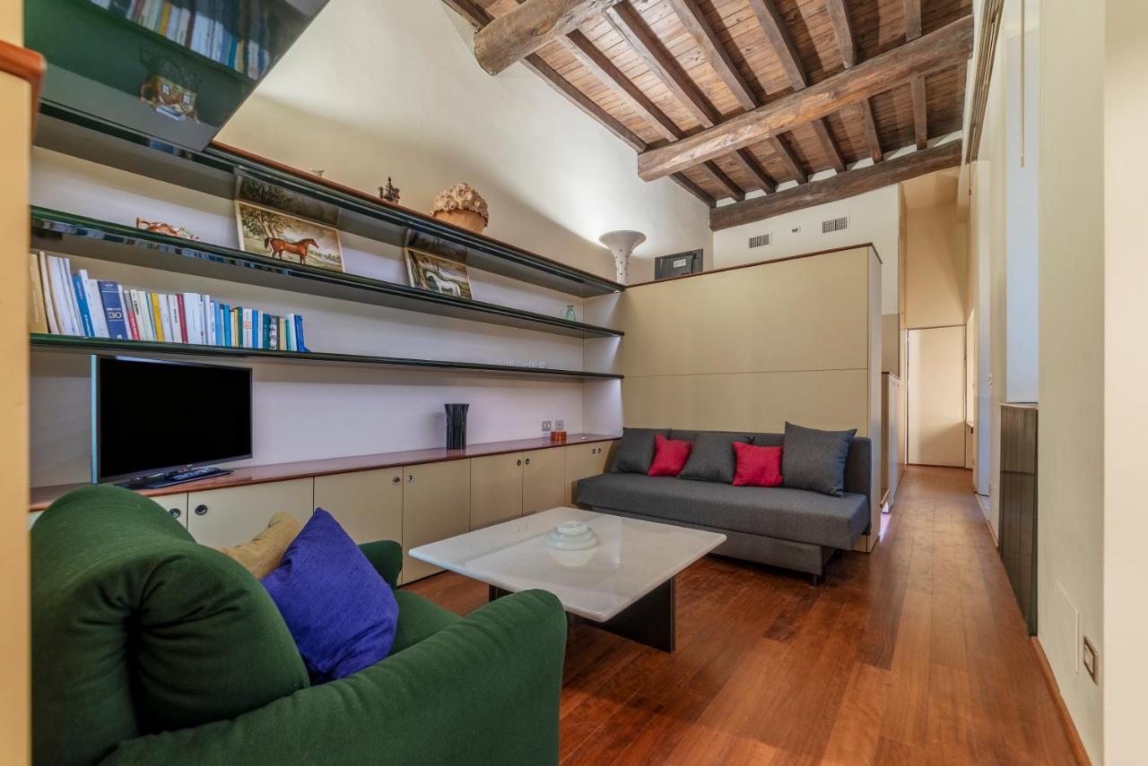 Montecitorio And Via Condotti Apartment *