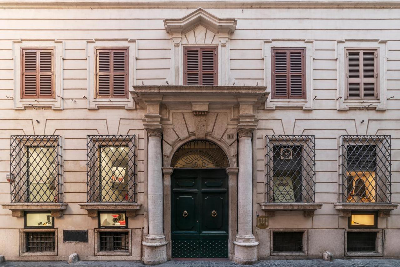 Montecitorio And Via Condotti Apartment