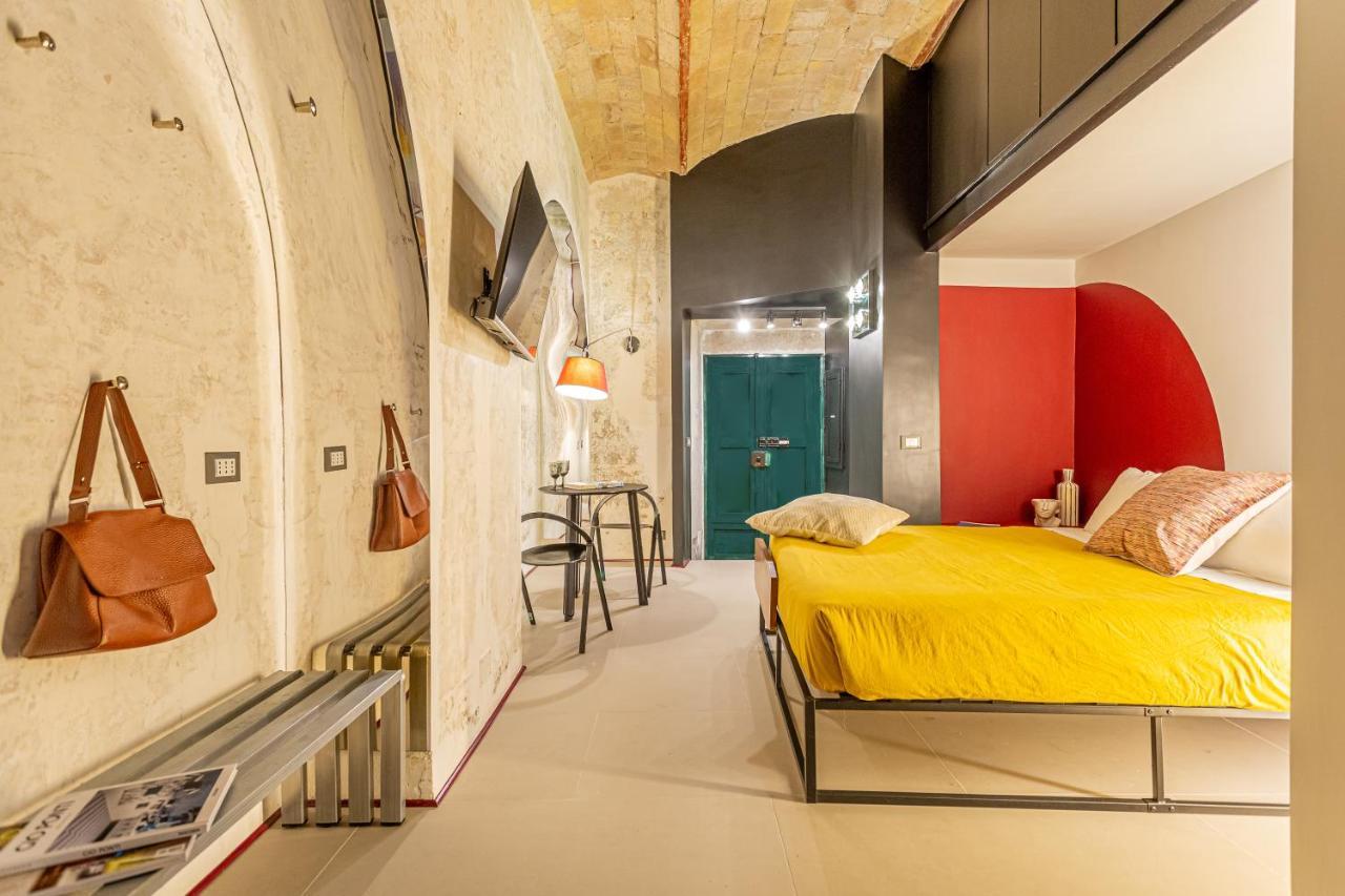 Ruins_design Loft 150 Mt From Colosseum Apartment Rome