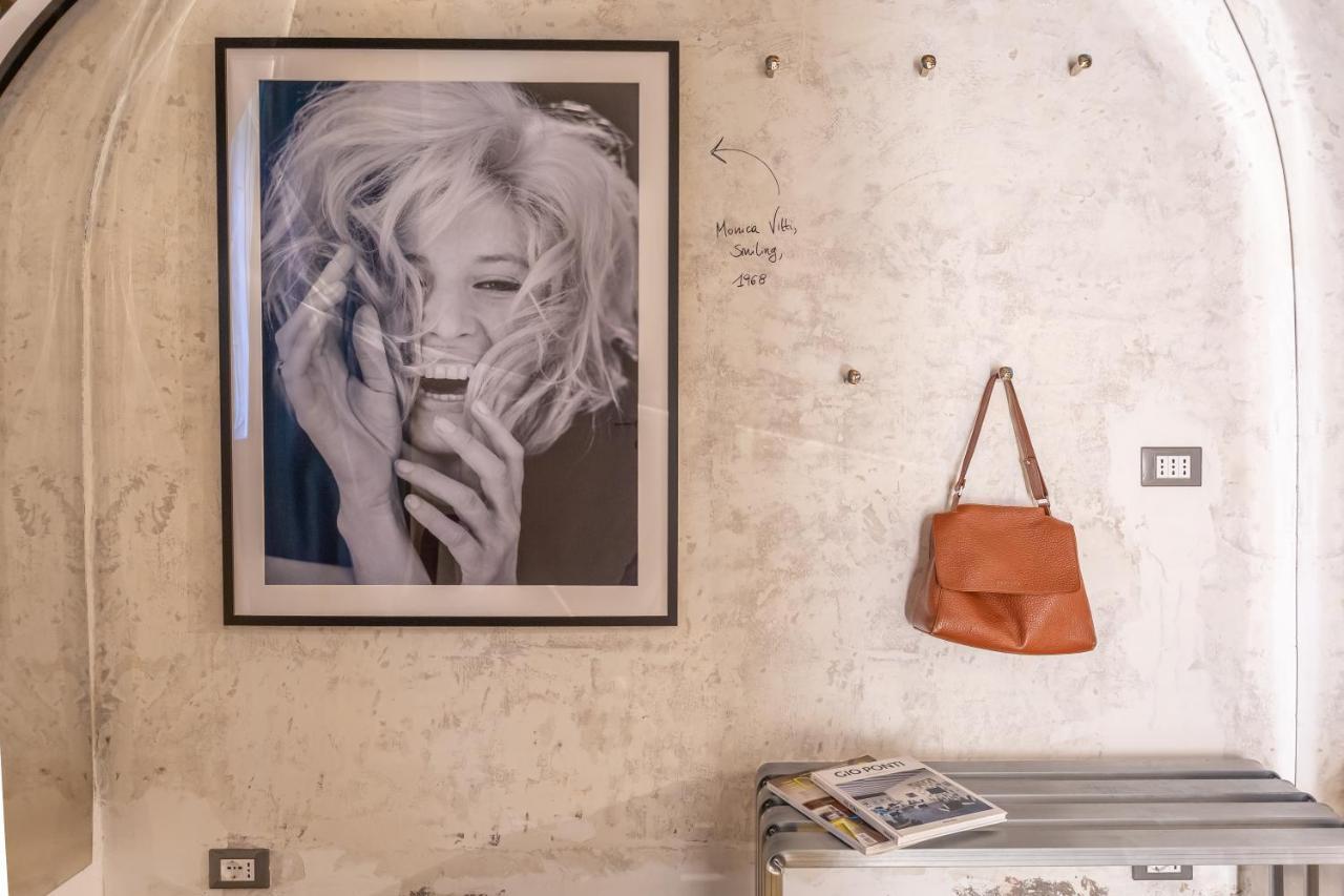 Ruins_design Loft 150 Mt From Colosseum Apartment Rome