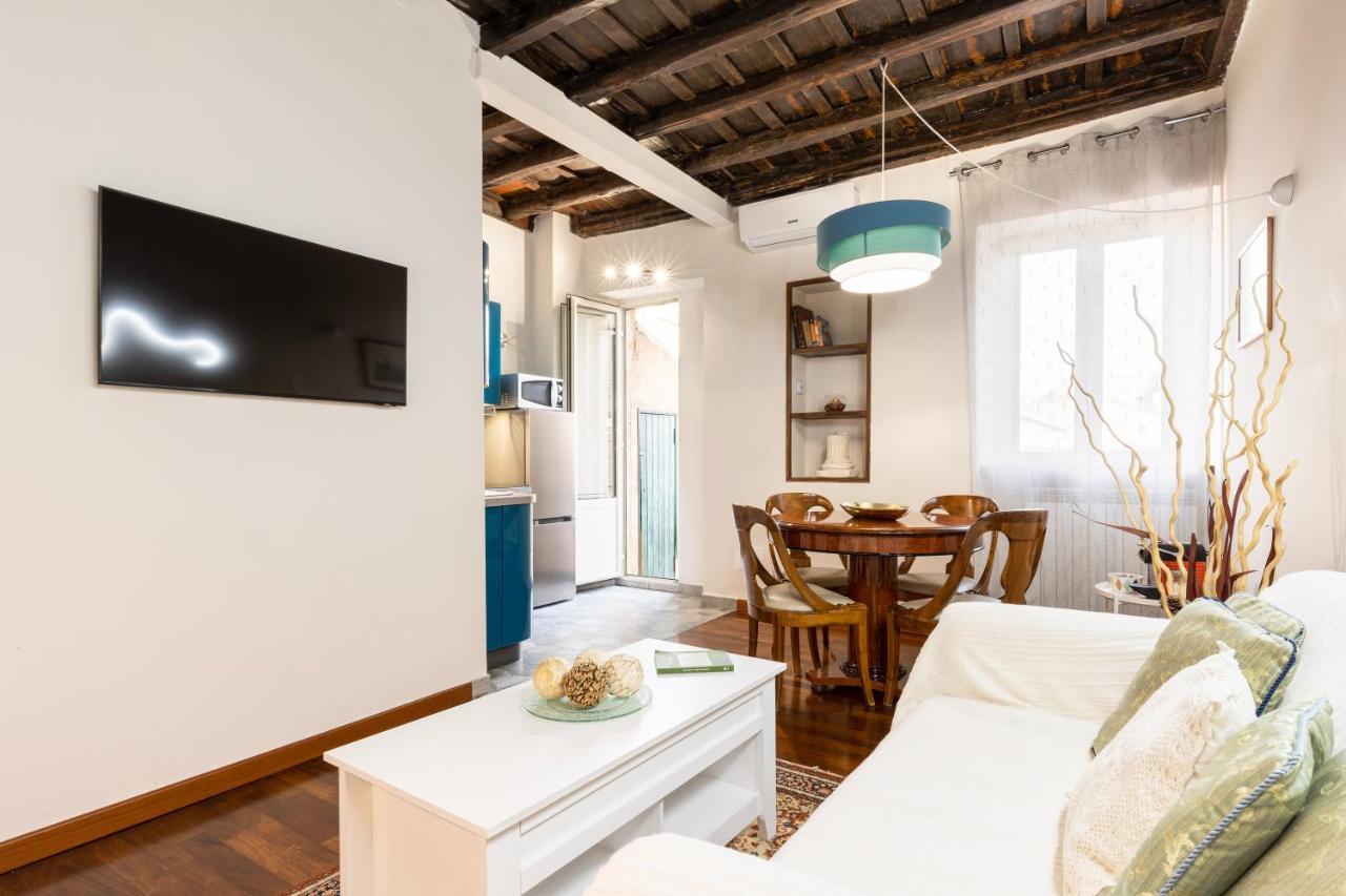 Apartment Trastevere House With Balcony,quiet New Rome