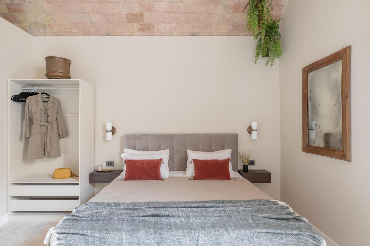 Iflat Luxury And In The Heart Of Trastevere Rome